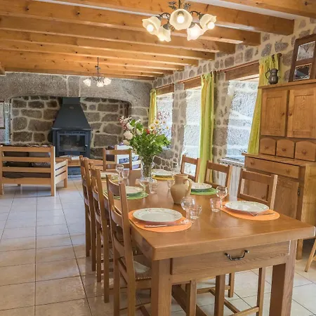 De La Ferme Semesterbostad Le Buisson (Lozere)